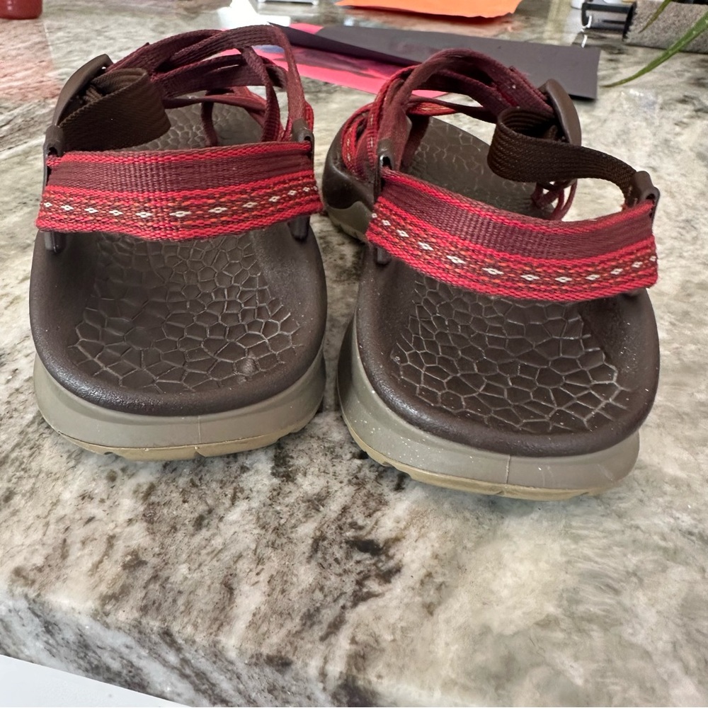 Chaco Women's 8 Red ZX2 Classic Sandal Toe Loop Water Sport Shoe Multi Strap - Picture 3 of 5